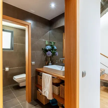 Modern Contemporary 3 Bedroom Apart Funchal (Madeira)